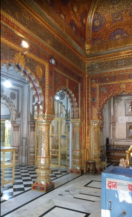 Shri 1008  Parshvanath Digamber Jain Bada Mandir, (Jain Swaran Mandir), Lashkar, Gwalior (Madhya Pradesh) image 8