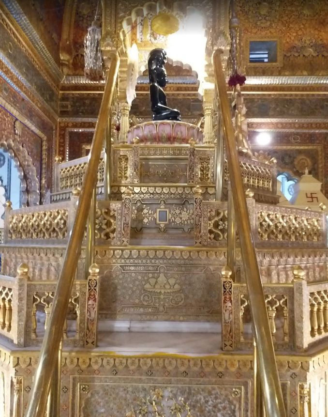 Shri 1008  Parshvanath Digamber Jain Bada Mandir, (Jain Swaran Mandir), Lashkar, Gwalior (Madhya Pradesh) image 11