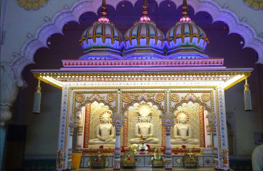 Shri Parshvanath Digamber Khandelwal Jain Beespanthi Mandir, Daulatganj, Gwalior (Madhya Pradesh) image 2