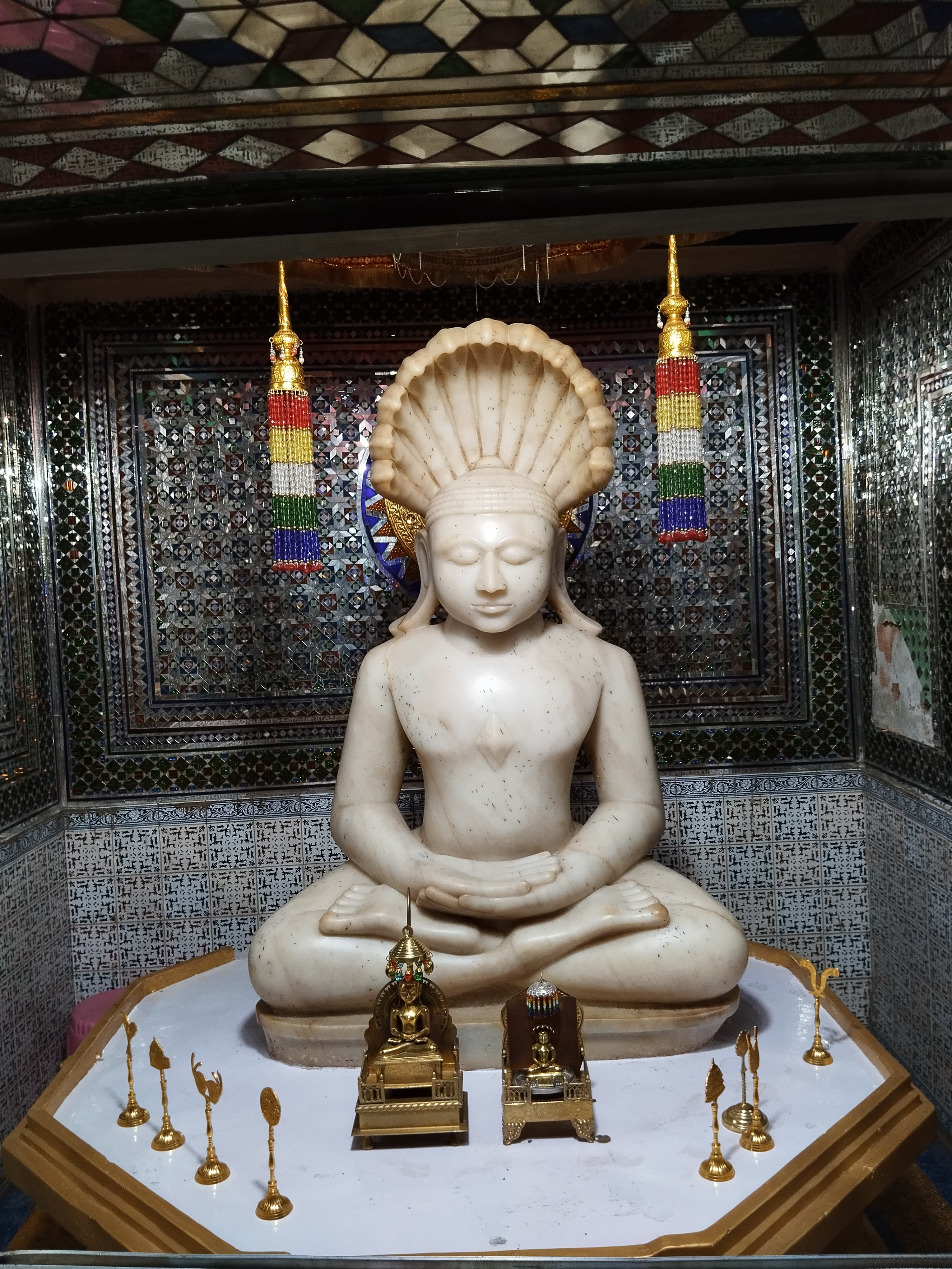 Shri Digamber Jain Atishaya Kshetra Panagar, District- Jabalpur (M.P.) thumbnail 3
