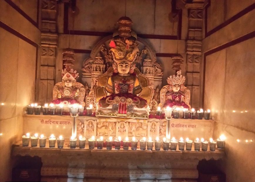 Shri 1008 Vasupujya Swami Shwetamber Jain Mandir, Mahaveer Colony, Ashok Nagar (M.P.) image 6