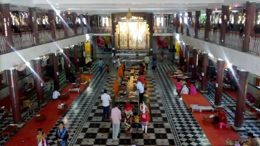 Shri Digamber Jain 1008 Shri Shantinath Trikaal Choubisi Atishayakari Panchayati Mandir, Shanti Nagar, Ashok Nagar (M.P.) image 2