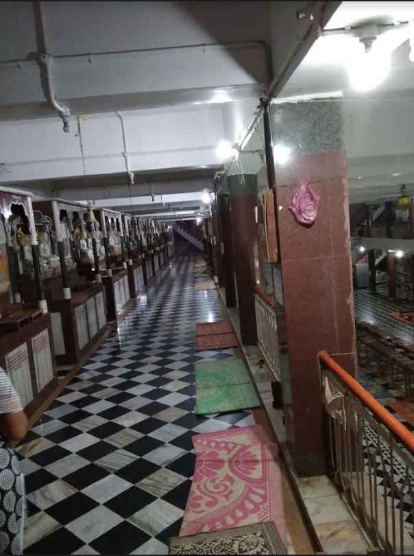 Shri Digamber Jain 1008 Shri Shantinath Trikaal Choubisi Atishayakari Panchayati Mandir, Shanti Nagar, Ashok Nagar (M.P.) image 9