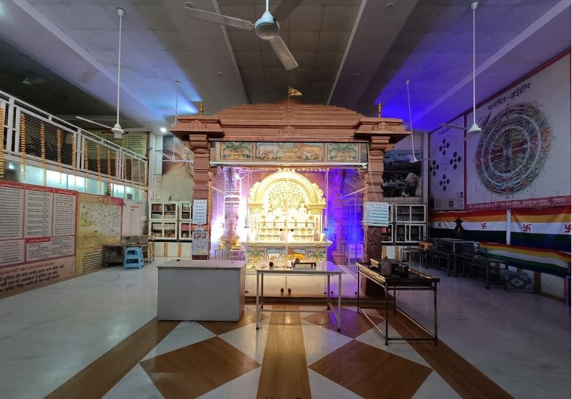Shri 1008 Suparshvnath Digamber Jain Mandir, Kasturba Nagar, Bhopal (M.P.) image 7