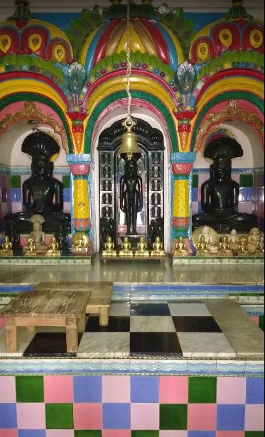 Shri Parshvnath Digamber Jain Mandir, Mohli, District - Sagar (Madhya Pradesh) image 3