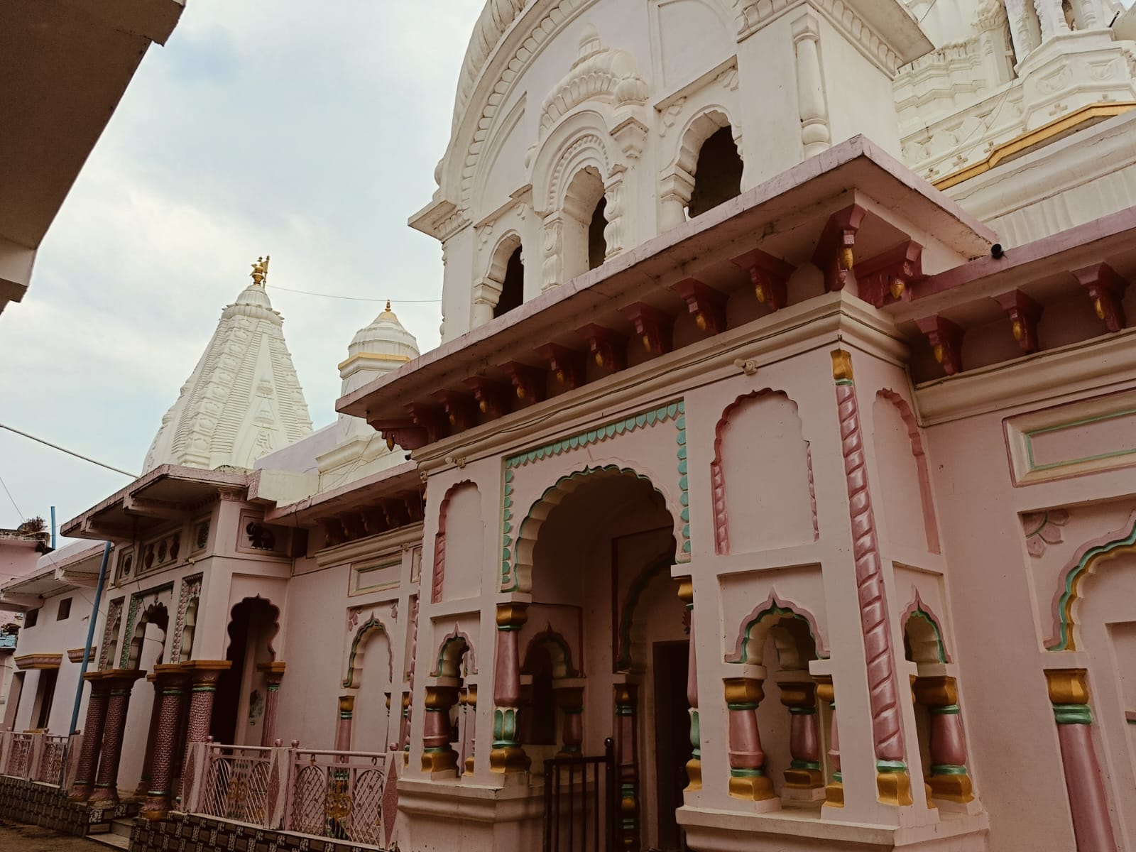 Shri Parshvnath Digamber Jain Mandir, Mohli, District - Sagar (Madhya Pradesh) image 11