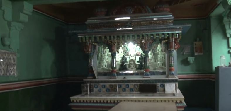 Shri Digamber Jain Choubisi Bada Mandir, Chanderi, District-Ashok Nagar (M.P.) image 6