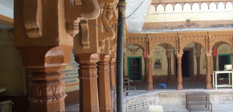 Shri Digamber Jain Choubisi Bada Mandir, Chanderi, District-Ashok Nagar (M.P.) image 10