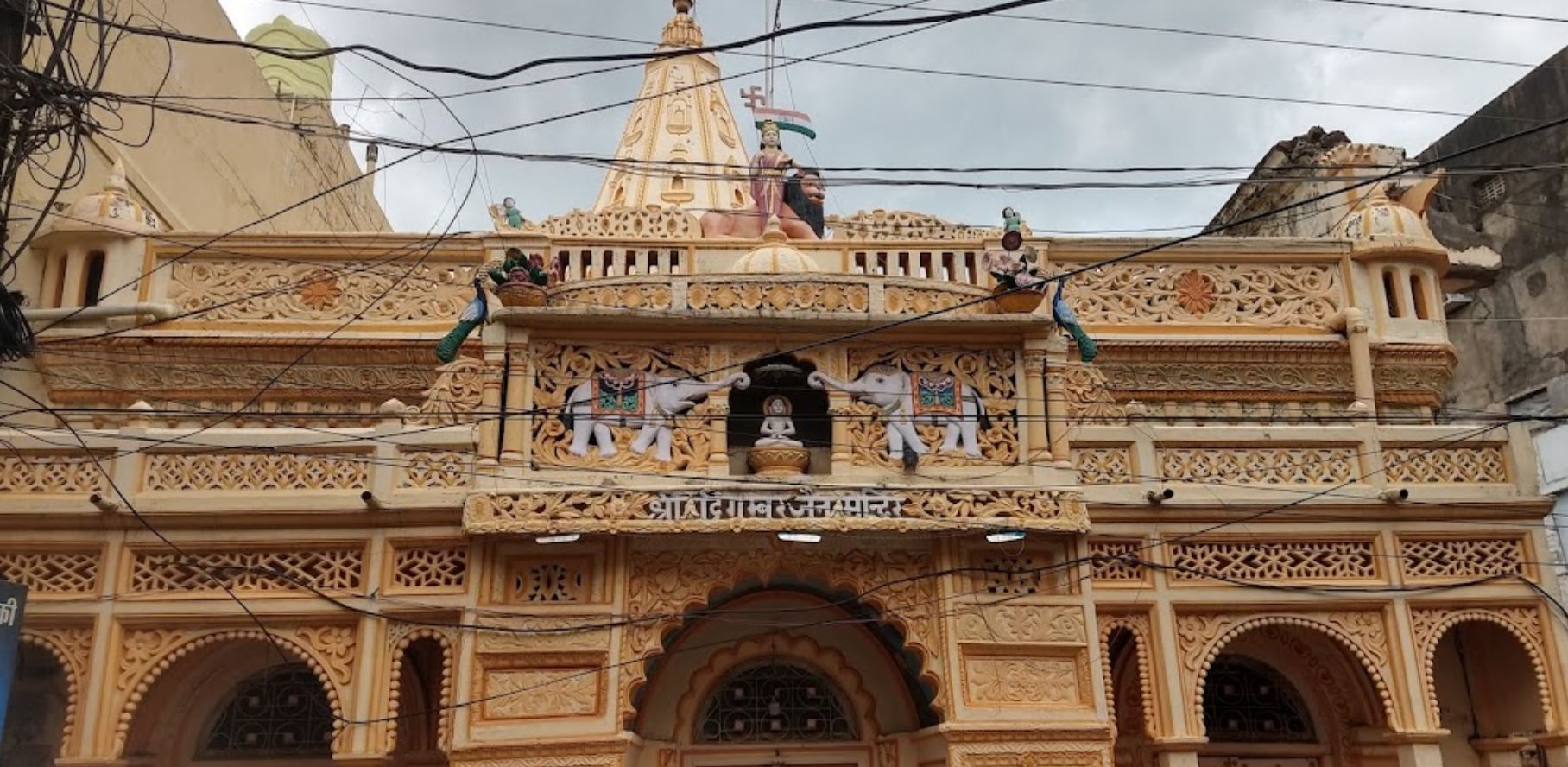 Shri Digamber Jain Mandir, Sadar Road, Nawapara, District - Raipur (Chhattisgarh) image 1