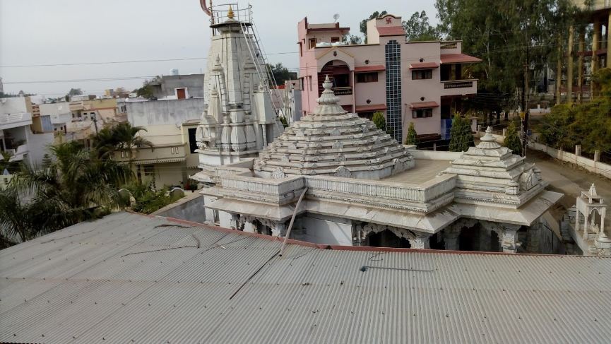 Shri Naminath Jain  Shwetamber Mandir, Kasturba Nagar,  Ratlam (M.P.) image 2