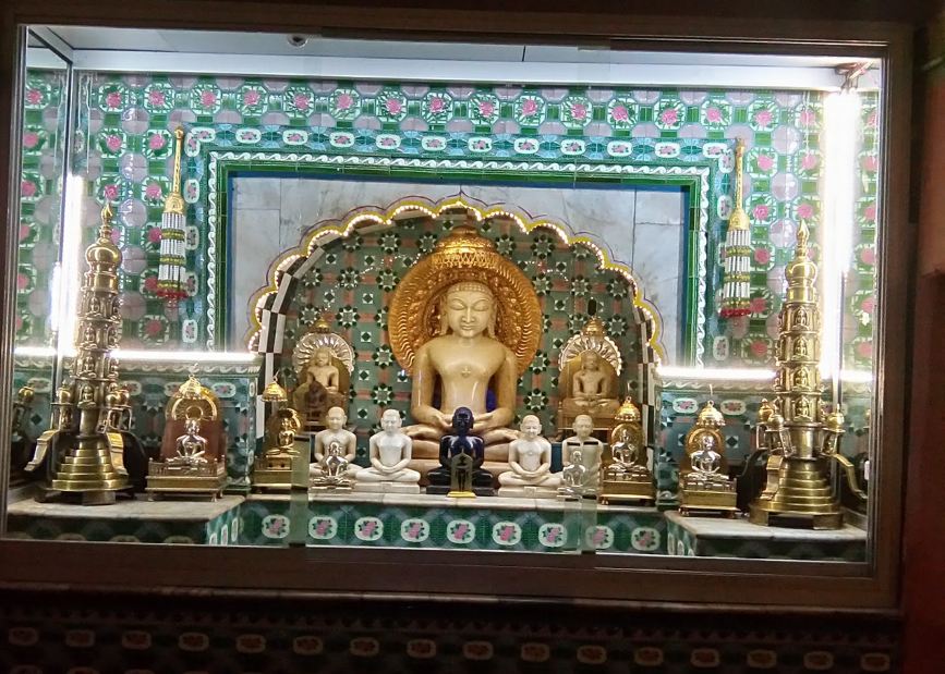 Shri Parshvnath Digamber Jain Mandir, Karrapur, District-Sagar (M.P.) image 6