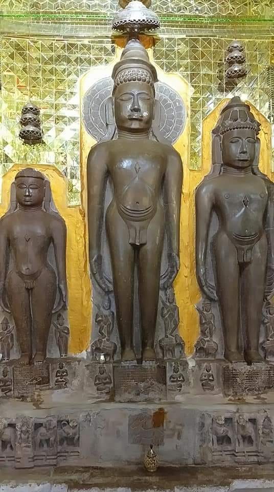 Shri 1008 Shri Shantinath Pracheen Digamber Jain Mandir, Bhelsi, District-Tikamgarh (M.P.) image 3