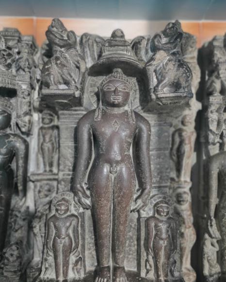 Shri Parshvnath Digamber Jain Mandir, Jatara, District-Tikamgarh (M.P.) image 7