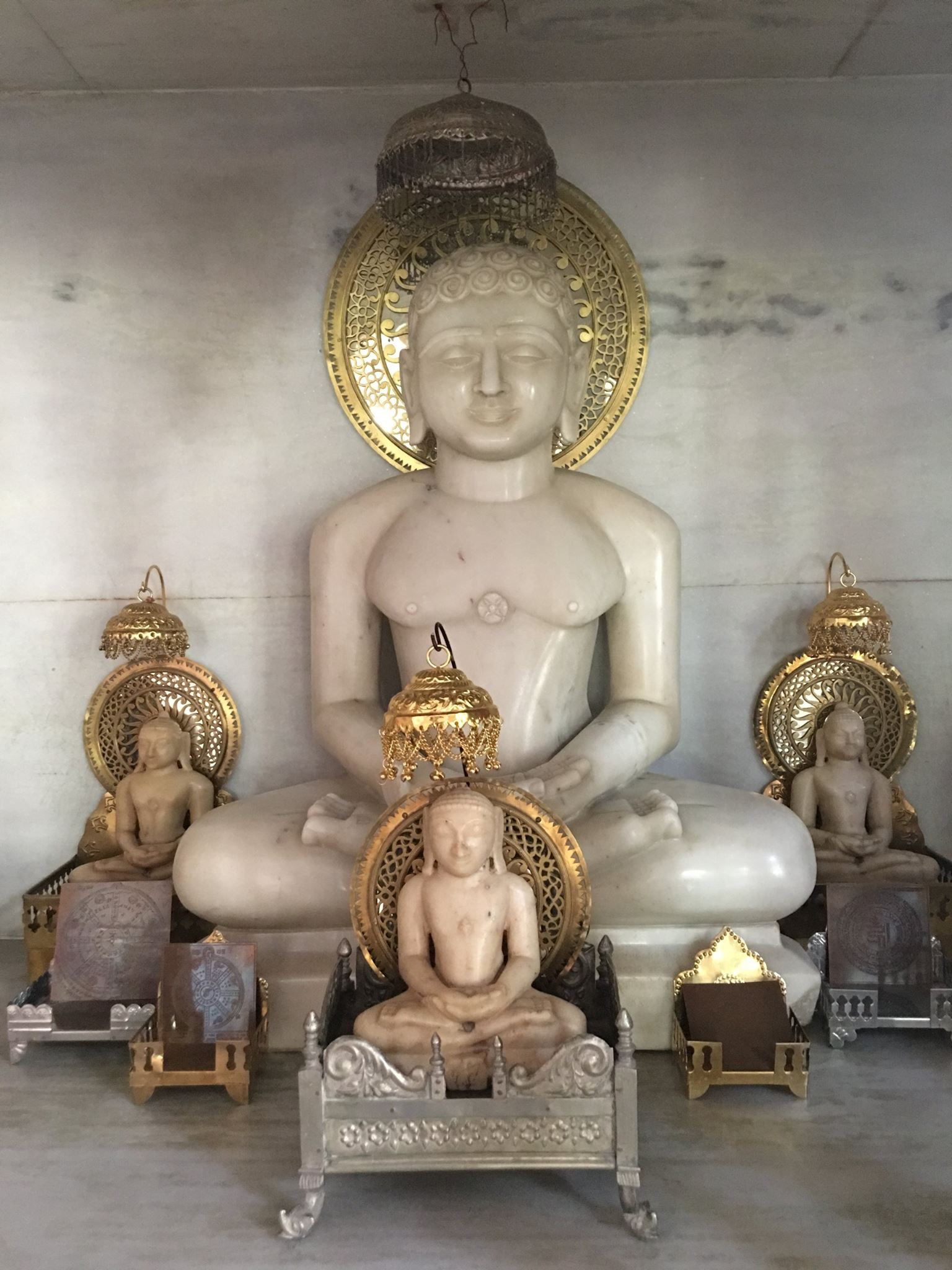 Shri Parshvnath Digamber Jain Mandir, Dabra, District-Gwalior (Madhya Pradesh) image 4