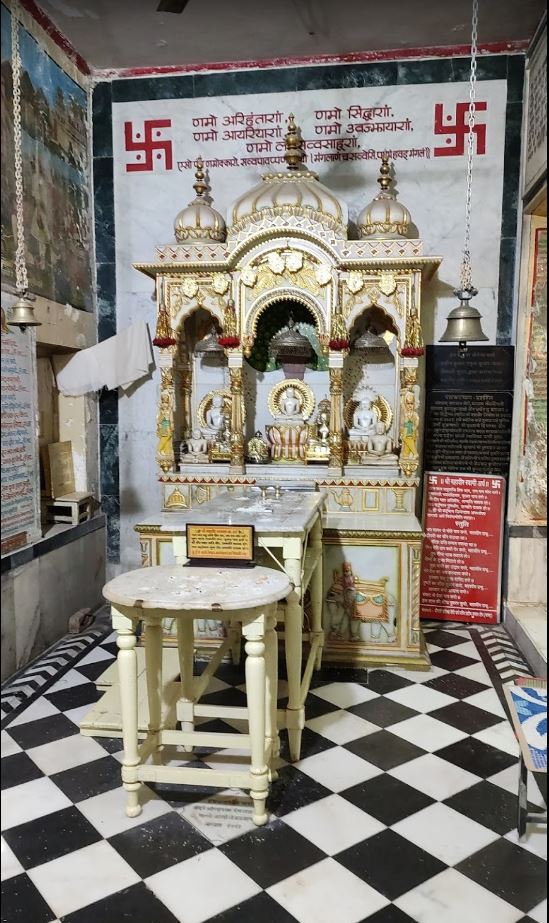 Shri Digamber Jain Panchayati Mandir, Sardar Bazar, Morar, District - Gwalior (M.P.) image 8