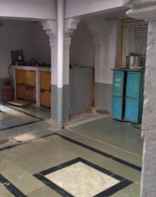 1008 Shri Chandrprabhu Digamber Jain Mandir, Garoth, District-Mandsaur (Madhya Pradesh) image 4