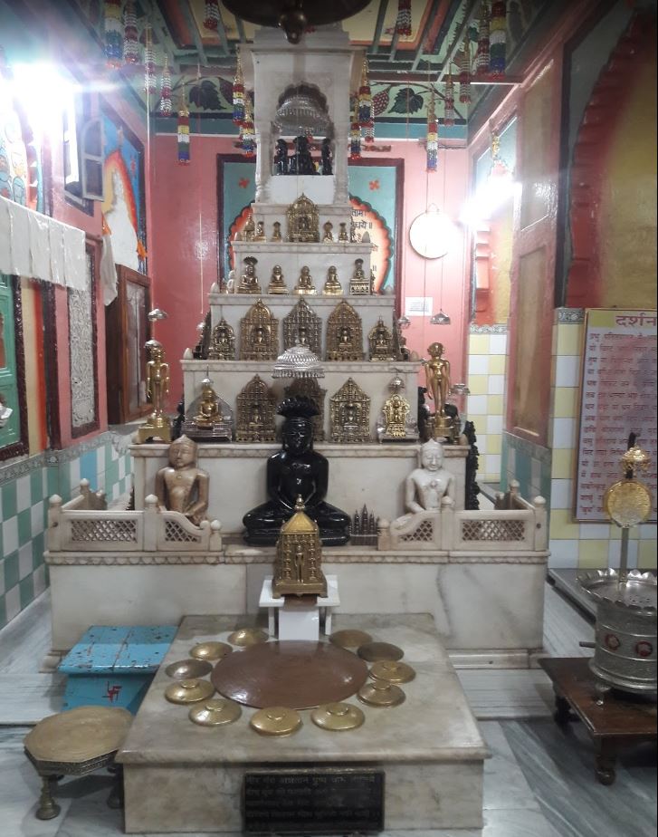 Shri Shantinath Digamber Jain Mandir, Sanjay Nagar, Burhanpur (Madhya Pradesh) image 10