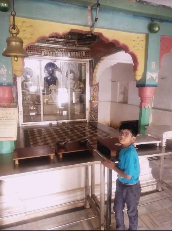 Shri Parshvnath Digambar Jain Mandir, Bajrangarh, District-Guna (Madhya Pradesh) image 4