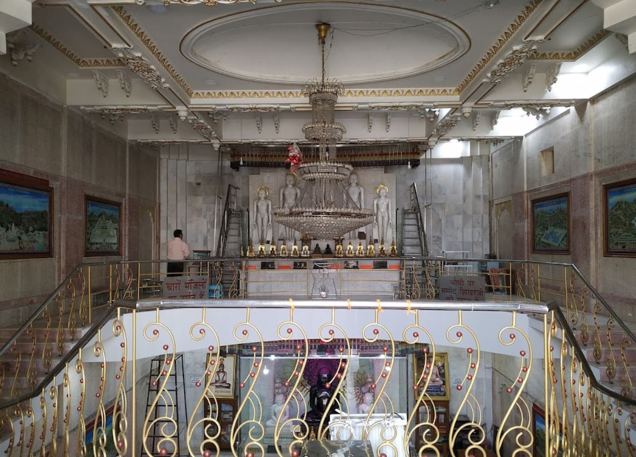 Shri Digamber Jain Panchbalyati Mandir, Vijay Nagar, Indore (Madhya Pradesh) image 4