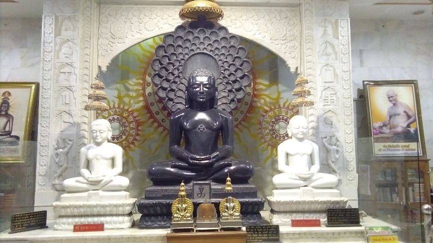 Shri Digamber Jain Panchbalyati Mandir, Vijay Nagar, Indore (Madhya Pradesh) image 9