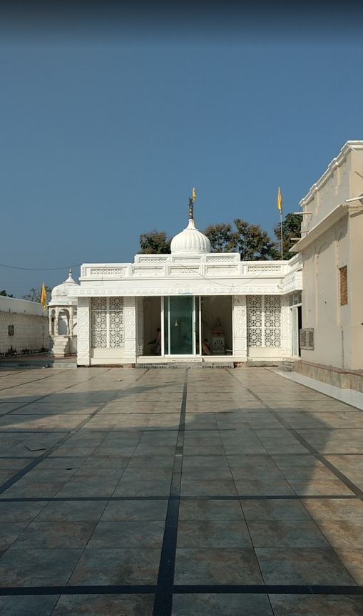 Shri Digamber Jain Siddha Kshetra Siddhaverkoot, Omkareshwer, District-Khandwa (M.P.) image 8