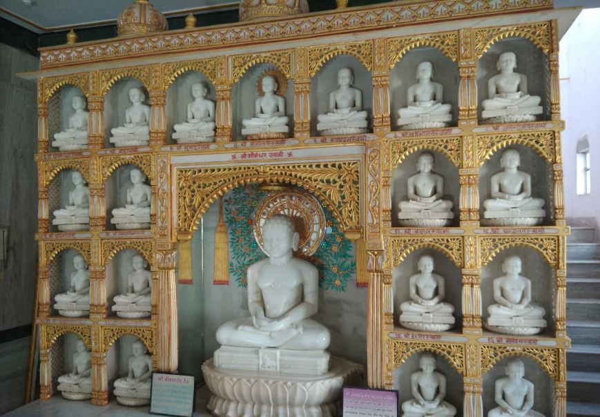 Shri Adinath Digamber Jain Mandir, Padam Nagar, Khandwa (Madhya Pradesh) image 3