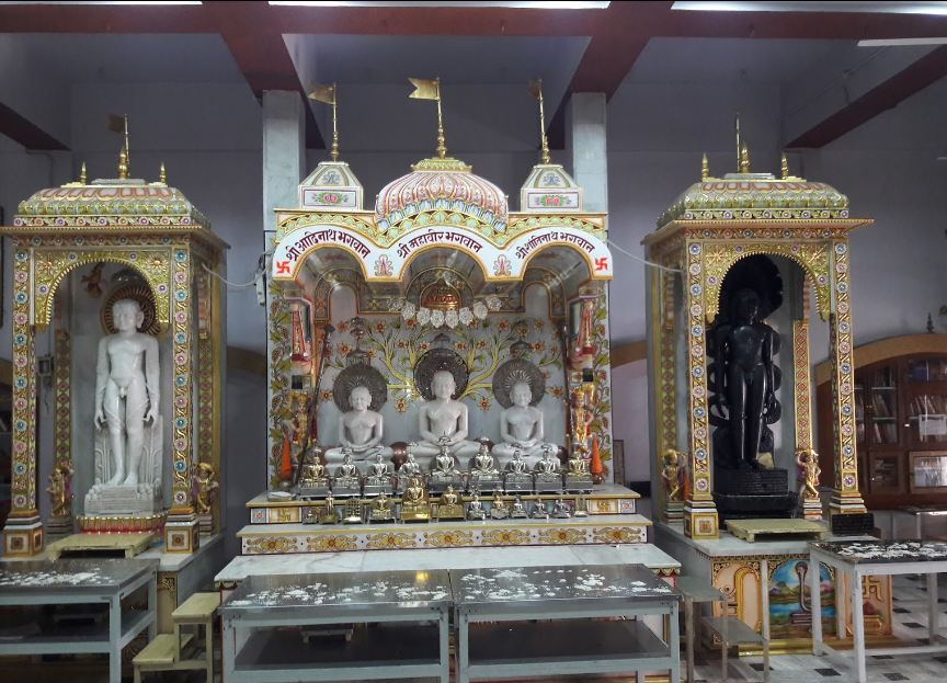 Shri Mahaveer Digamber Jain Mandir, Ghaspura, Khandwa (Madhya Pradesh) image 3