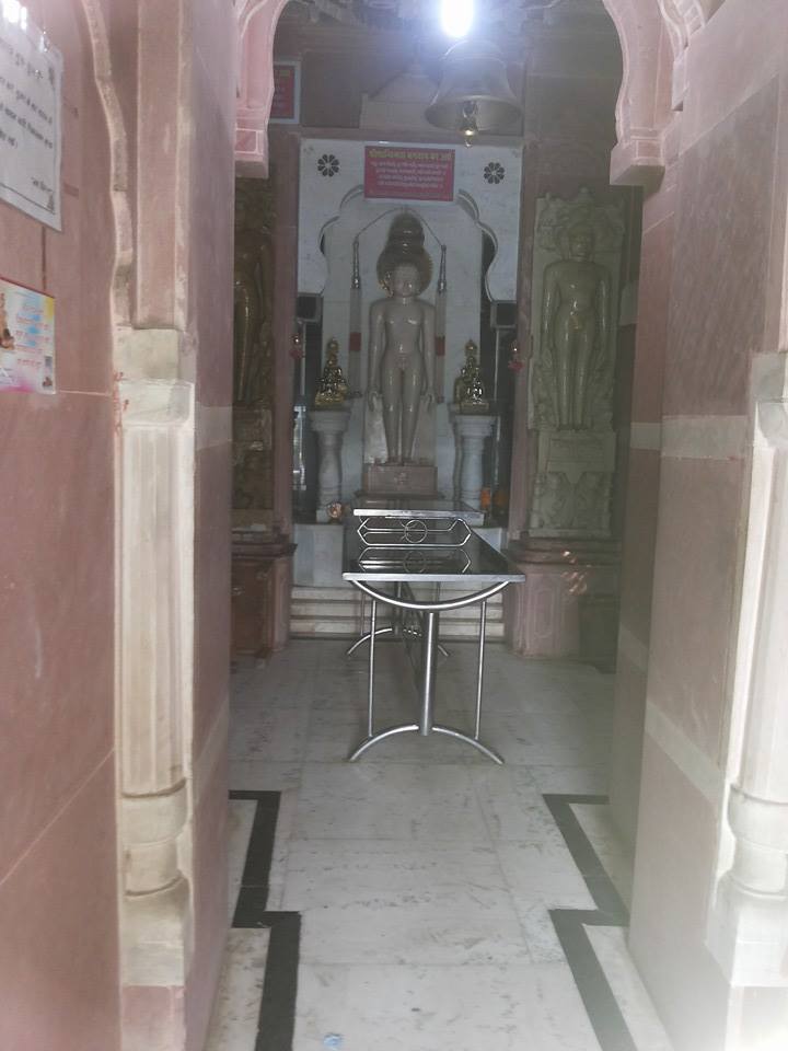 Shri Digamber Jain Atishaya Kshetra, Dera Pahari, Old Panna Naka, Chhatarpur (M.P.) image 4