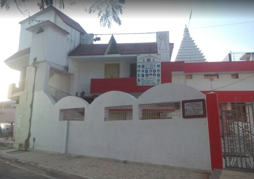 Shri Chandraprabh Digamber Jain Mandir, Ambikapur, District - Surguja (Chhattisgarh) image 2