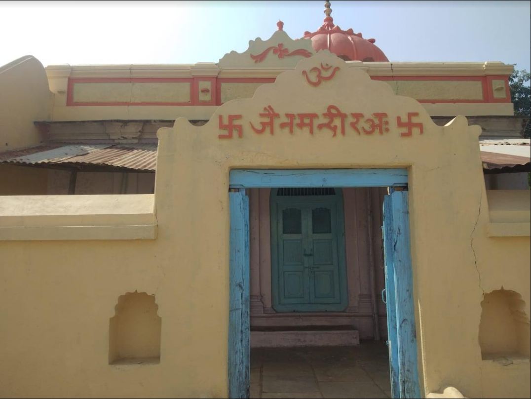 Shri 1008 Shri Parshvnath Digamber Jain Mandir, Atwas, Satwas, District-Dewas (Madhya Pradesh) image 5