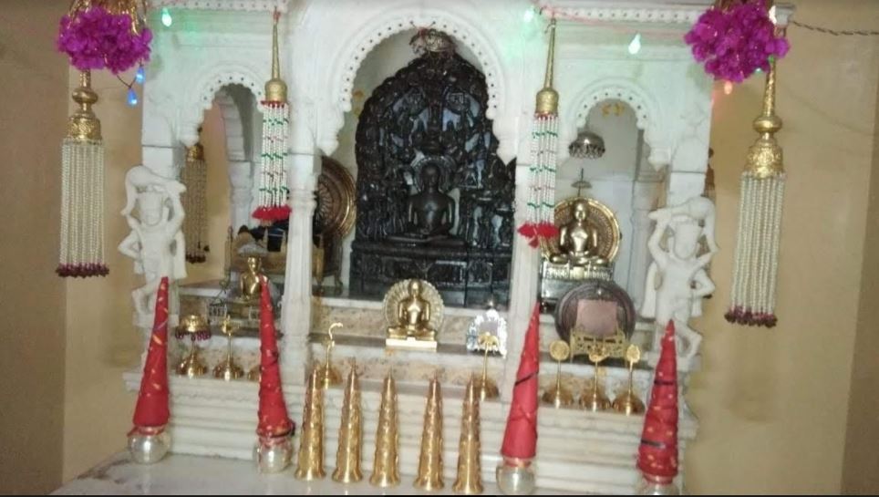 Shri 1008 Shri Parshvnath Digamber Jain Mandir, Atwas, Satwas, District-Dewas (Madhya Pradesh) image 13