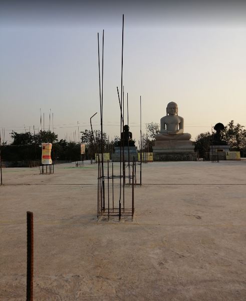 Shri Digamber Jain 1008 Shri Chandraprabh Tirth Kshetra Nasiyan Ji, Ganjpara, Durg (Chhattisgarh) image 3