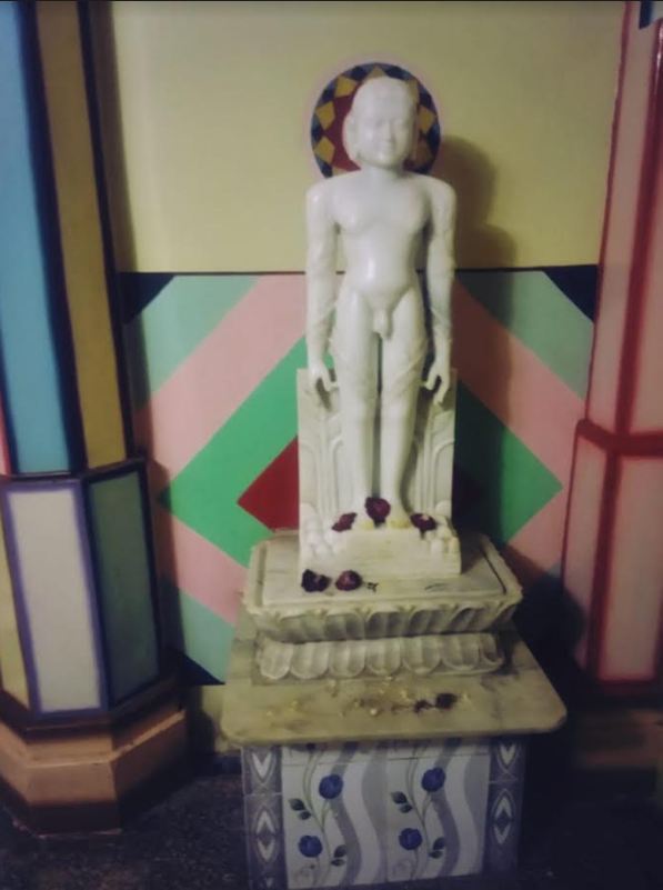 Shri Sambhavnath Digamber Jain Juna Mandir (Hathi Wala), Kasara Bazar,  Ratlam (M.P.) image 7