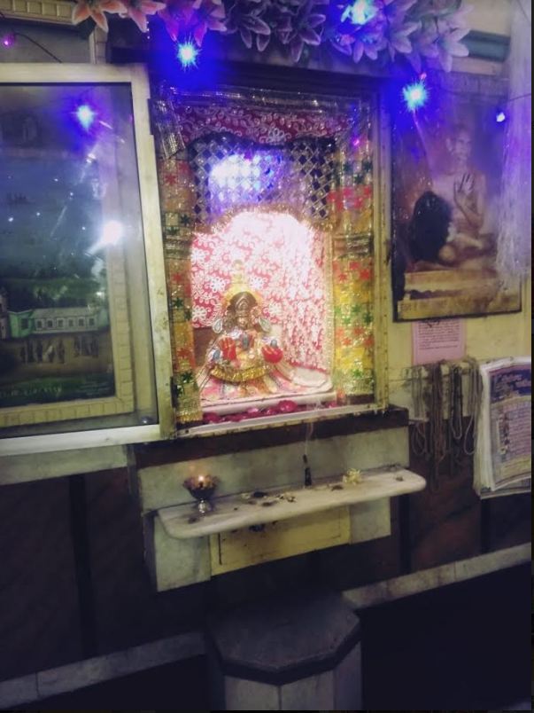 Shri Sambhavnath Digamber Jain Juna Mandir (Hathi Wala), Kasara Bazar,  Ratlam (M.P.) image 8