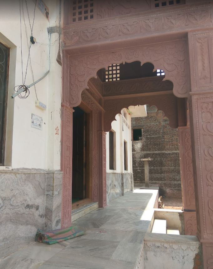 Shri 1008 Bhagwan Mahaveer Digamber Jain Mandir, Ghuwara, District-Chhatarpur (Madhya Pradesh) image 1