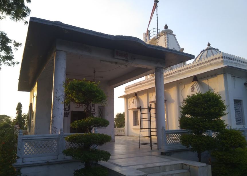 Shri Dadawadi and Vasupujya Jain Mandir, Nagda, District-Ujjain (Madhya Pradesh) image 2