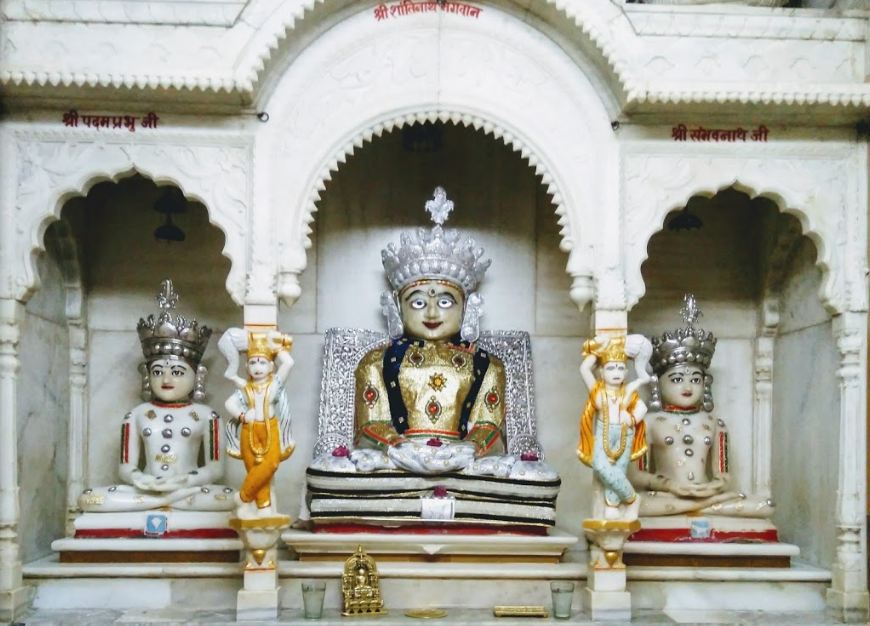 Shri Shantinath Jain Shwetamber Mandir, Kharakua Colony, Ujjain (Madhya Pradesh) image 1