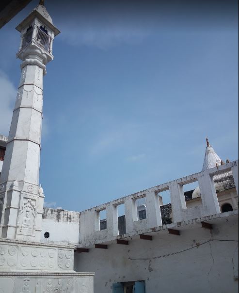 Shri Parshvnath Digamber Jain Mandir, Sadar Bazar, Mau, District-Bhind (Madhya Pradesh) image 2