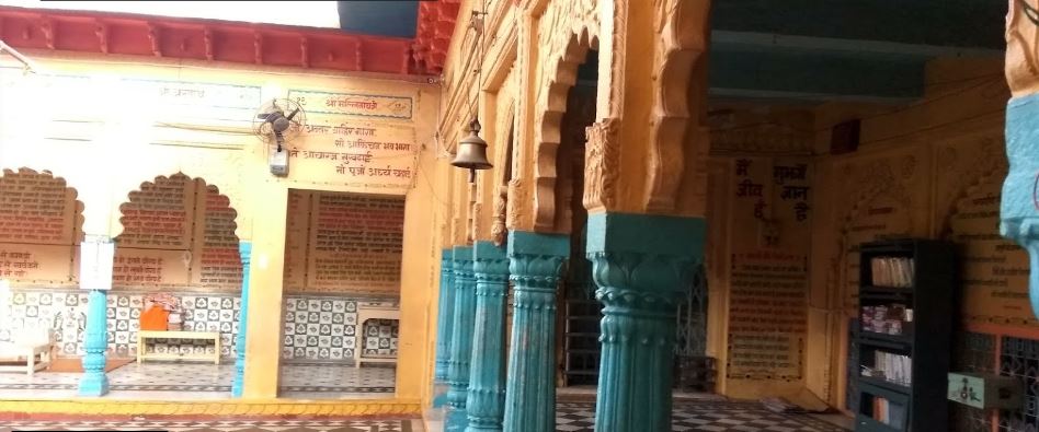 Shri Parshvnath Digamber Jain Mandir, Sadar Bazar, Mau, District-Bhind (Madhya Pradesh) image 4