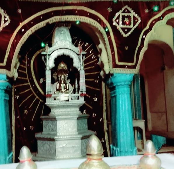 Shri Parshvnath Digamber Jain Mandir, Sadar Bazar, Mau, District-Bhind (Madhya Pradesh) image 8