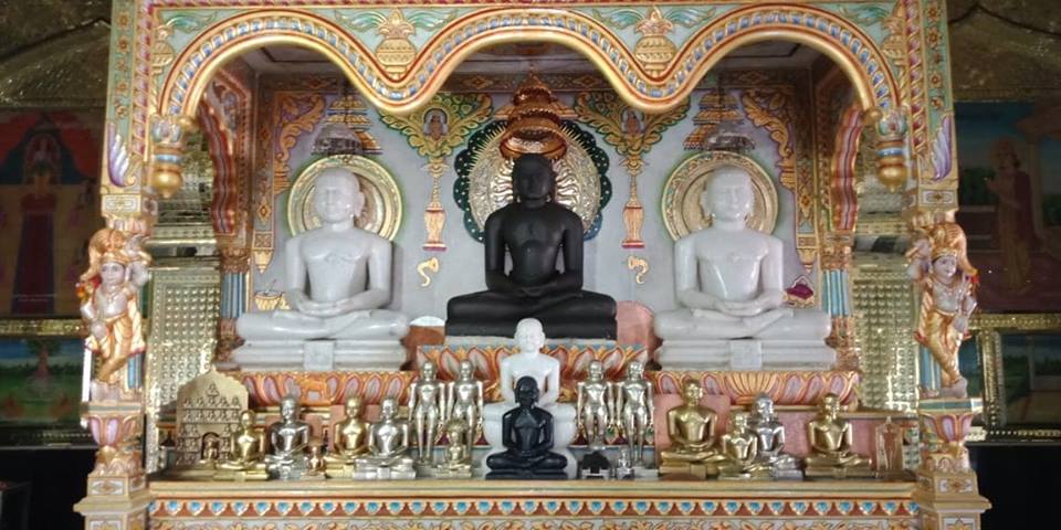 Shri Digamber Jain Siddha Kshetra Pavagiri Una, District-Khargone (Madhya Pradesh) thumbnail 2