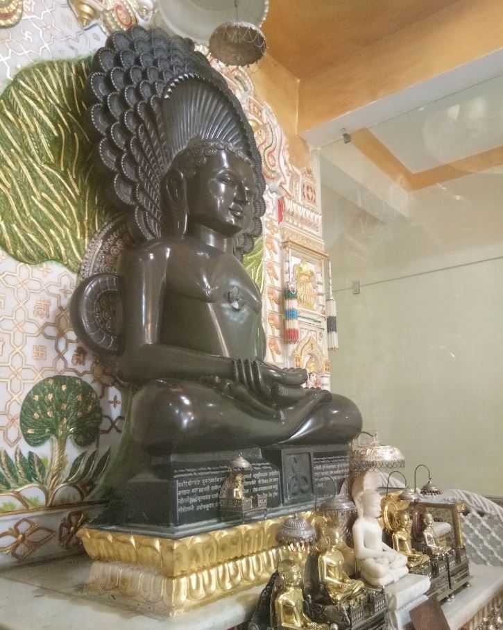 Shri 1008 Parshvnath Digamber Jain Mandir, Sandalpur, District-Dewas (Madhya Pradesh) image 4