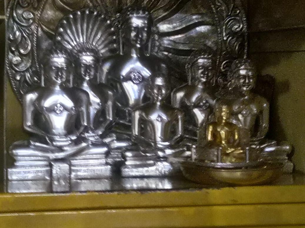 Shri 1008 Shantinath Digamber Jain Mandir, Shinde Ki Chhawani, Lashkar, Gwalior (M.P.) image 4