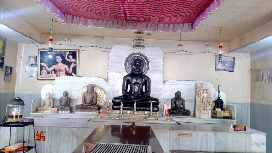 Shri 1008 Mahaveer Digamber Jain Atishaya Tirth Kshetra, (Chota Mahaveer Ji), Kagadipura,District-Dhar (M.P.) image 1