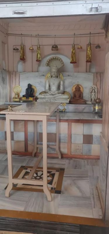 Shri Parshvnath Digamber Jain Mandir, Khurai, District-Sagar (Madhya Pradesh) image 1