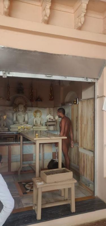 Shri Parshvnath Digamber Jain Mandir, Khurai, District-Sagar (Madhya Pradesh) image 6