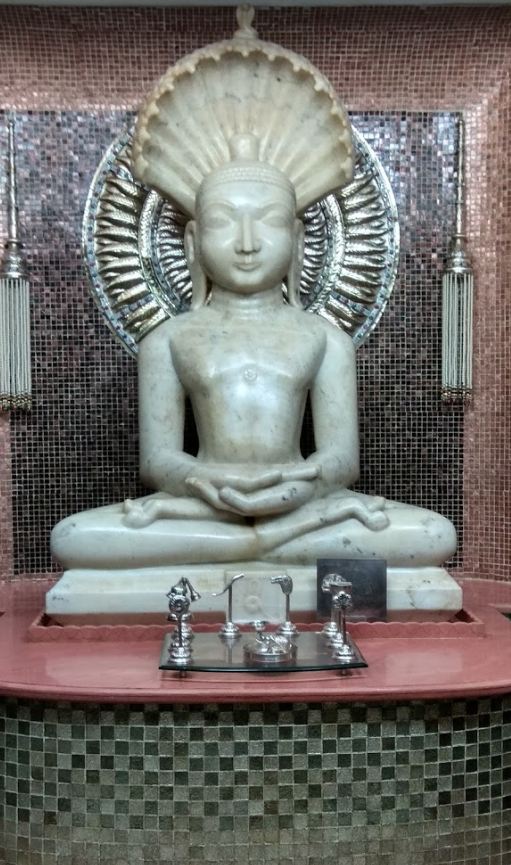 Shri Parshvnath Digamber Jain Mandir, Khurai, District-Sagar (Madhya Pradesh) image 10