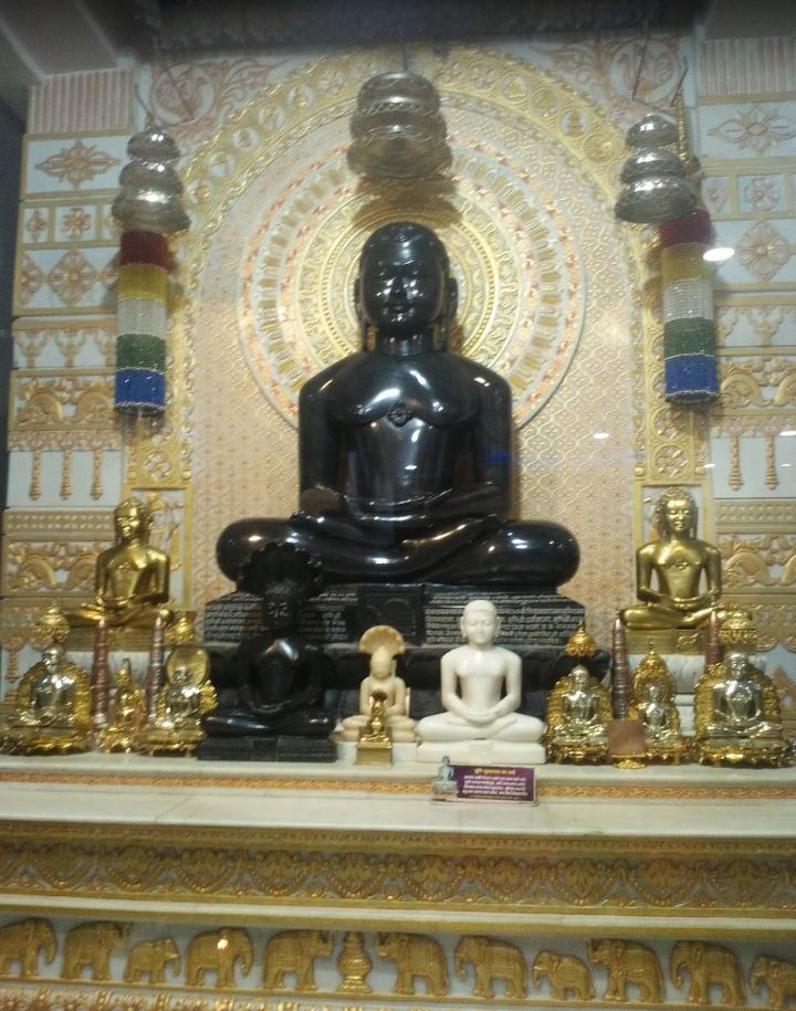 Shri Parshvnath Digamber Jain Mandir, Ghansor, District-Seoni (M.P.) image 3