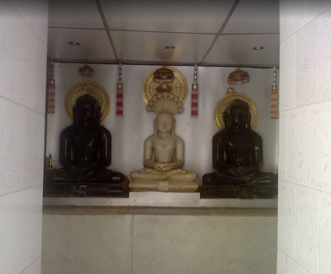 Shri 1008 Chintamani Parshvnath Digamber Jain Bada Mandir, Pithoriya, District-Sagar (Madhya Pradesh) image 3