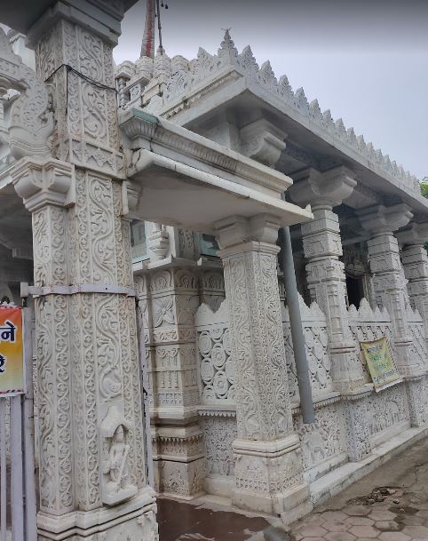 Shri Shwetamber Jain Mandir (Nakoda Parshvnath Mandir), Gumasta Nagar, Indore (Madhya Pradesh) image 11